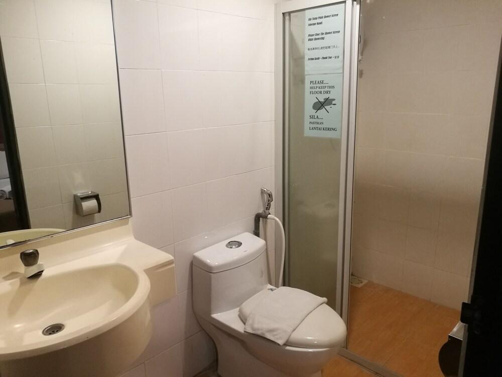 Grandpa Hotel Порт-Диксон Экстерьер фото