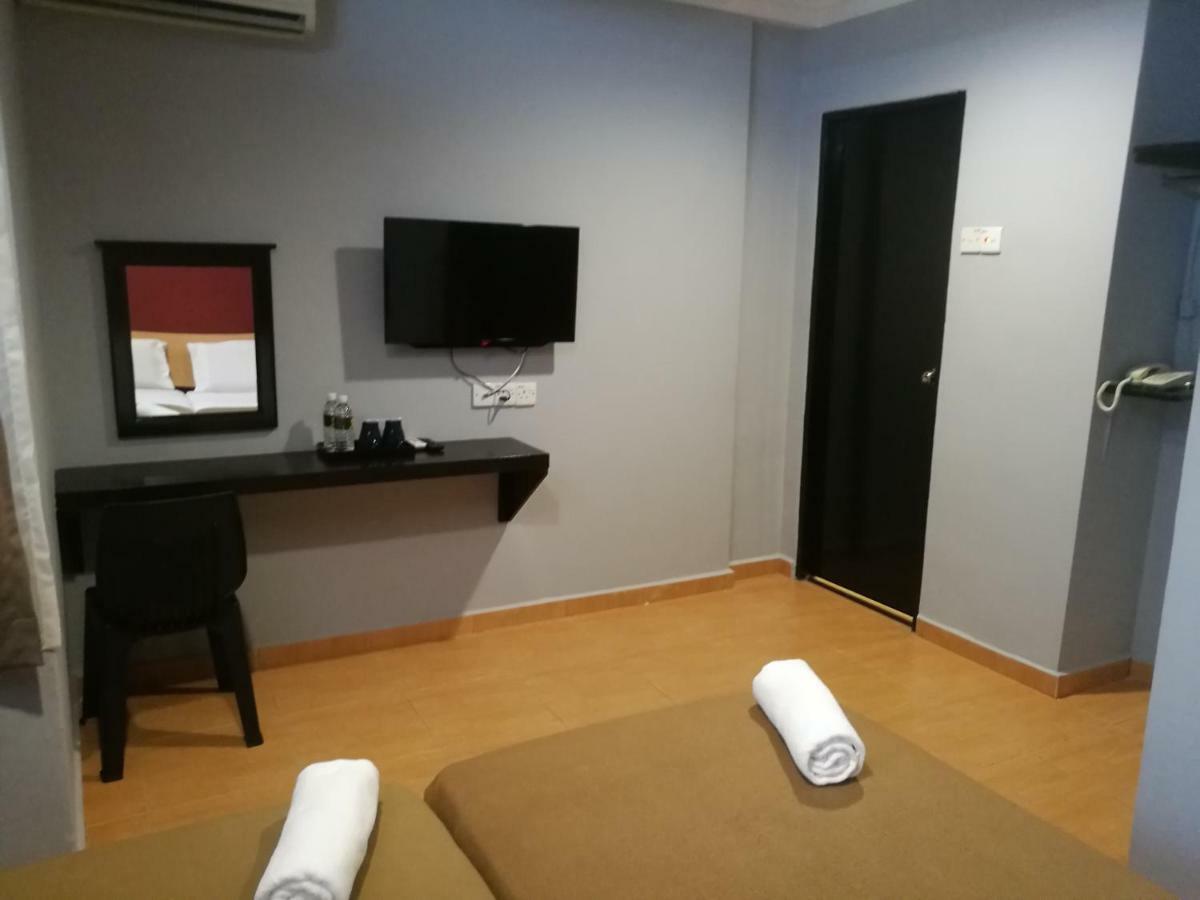 Grandpa Hotel Порт-Диксон Экстерьер фото